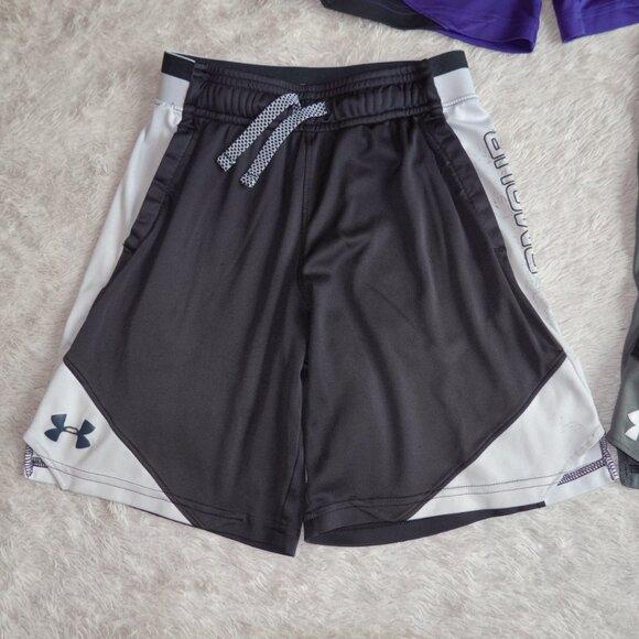 Boys Size YSM Youth Small Under Armour Heat Gear Loose Fit - Set of 3 Shorts - Picture 2 of 8
